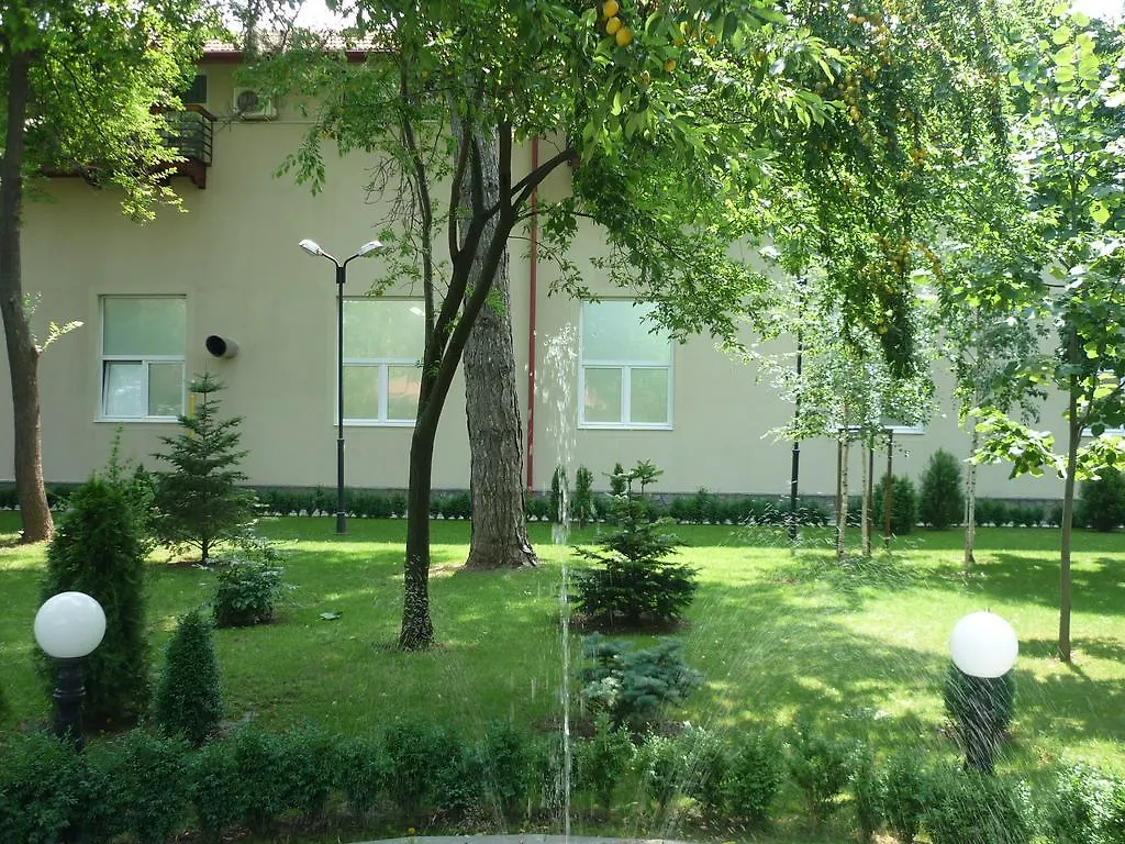 Hotel Baneasa Parc Бухарест