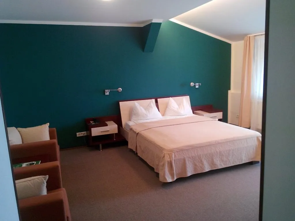 בוקרשט Hotel Baneasa Parc