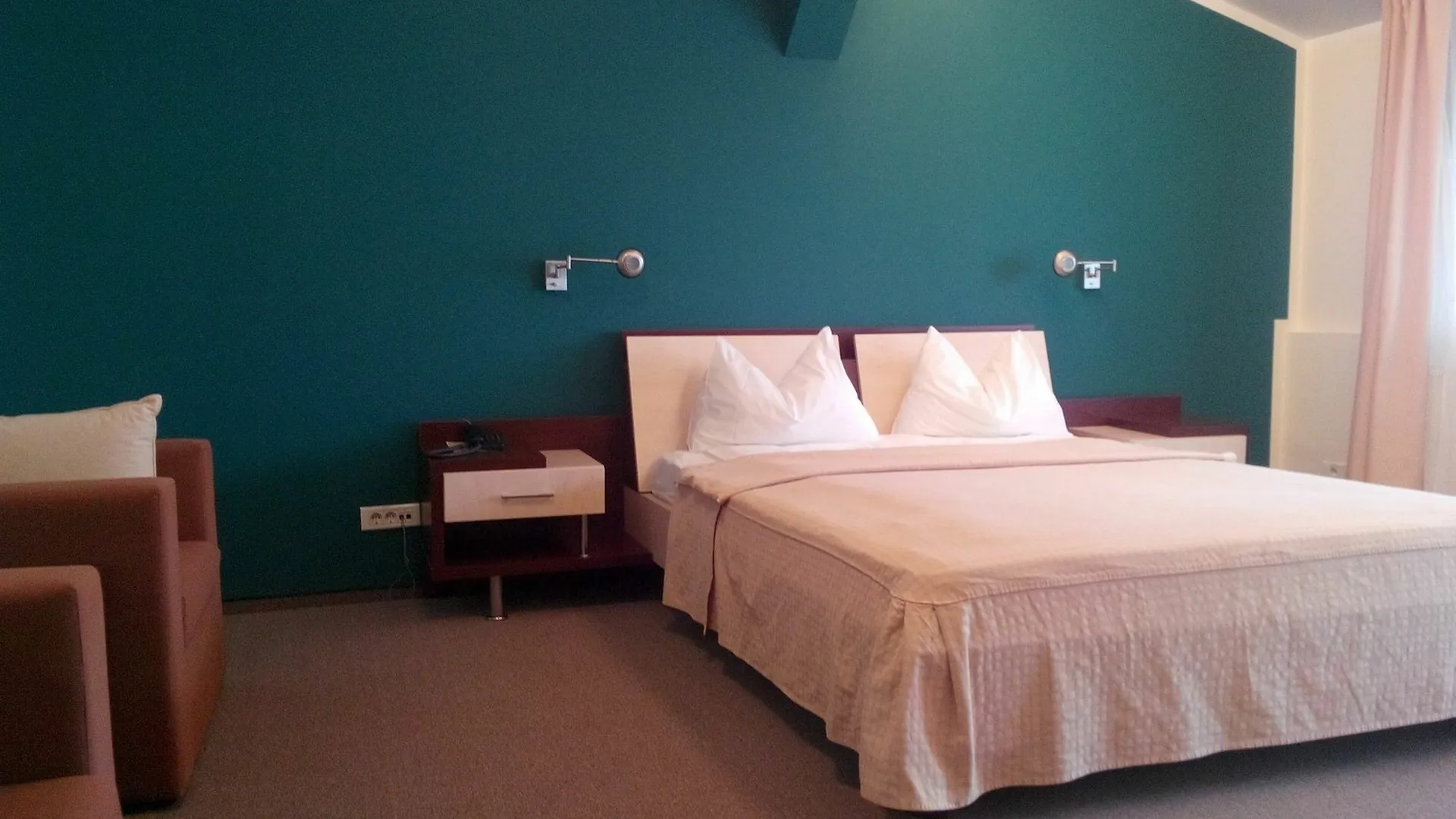 Hotel Baneasa Parc 부쿠레슈티